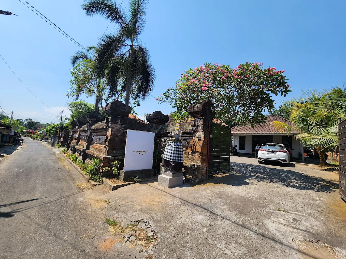 Megaya Bali
